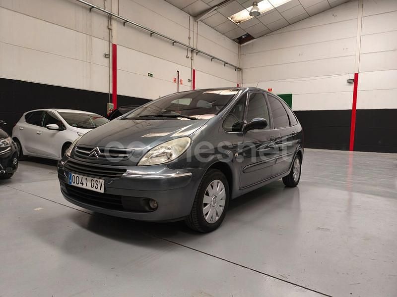 Gris / plata Usado 2010 Citroën Xsara Picasso Exclusive Monovolumen | 2790 € (Buen precio) - Imagen 1/4