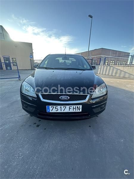 Usado Ford Focus Trend 115 CV (84 kW) 2007 Negro Berlina