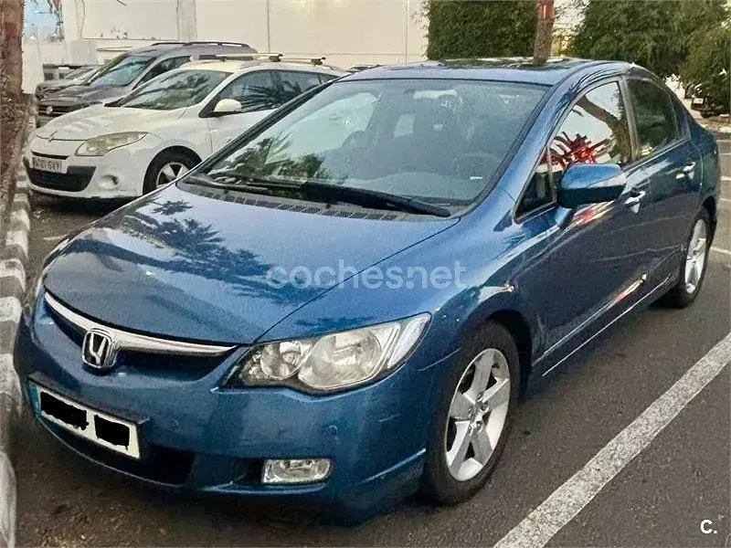 Usado Honda Civic Comfort 140 CV (102 kW) 2006 Azul Berlina