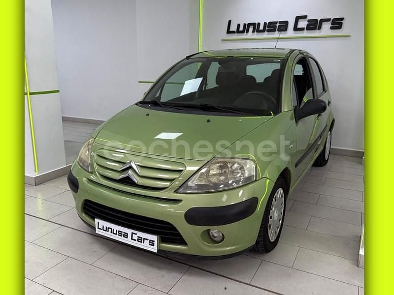 Verde Usado 2006 Citroën C3 XTR Utilitario | 3990 € (Caro) - Imagen 1/4