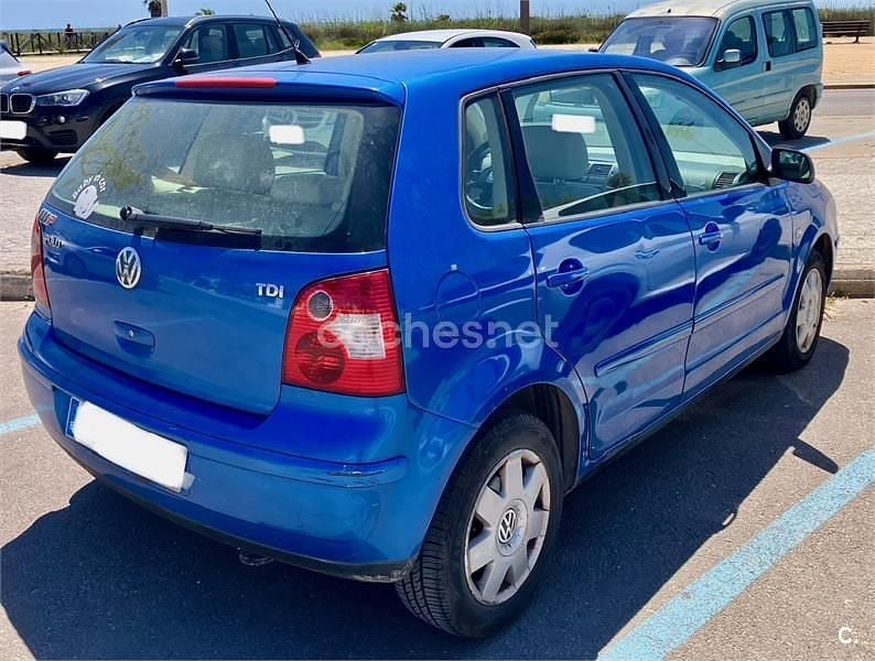 Azul Usado 2004 VW Polo Highline Berlina | 4000 € (Precio justo) - Imagen 1/4