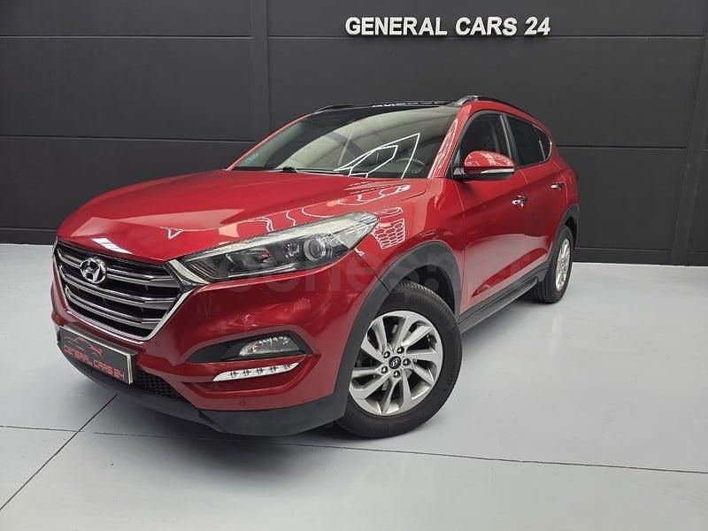 Usado Hyundai Tucson Style 184 CV (135 kW) 2016 Granate SUV