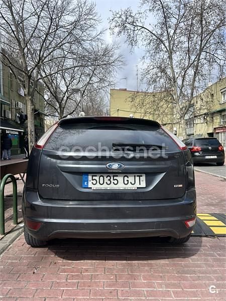 Usado Ford Focus Trend 90 CV (66 kW) 2009 Verde Familiar