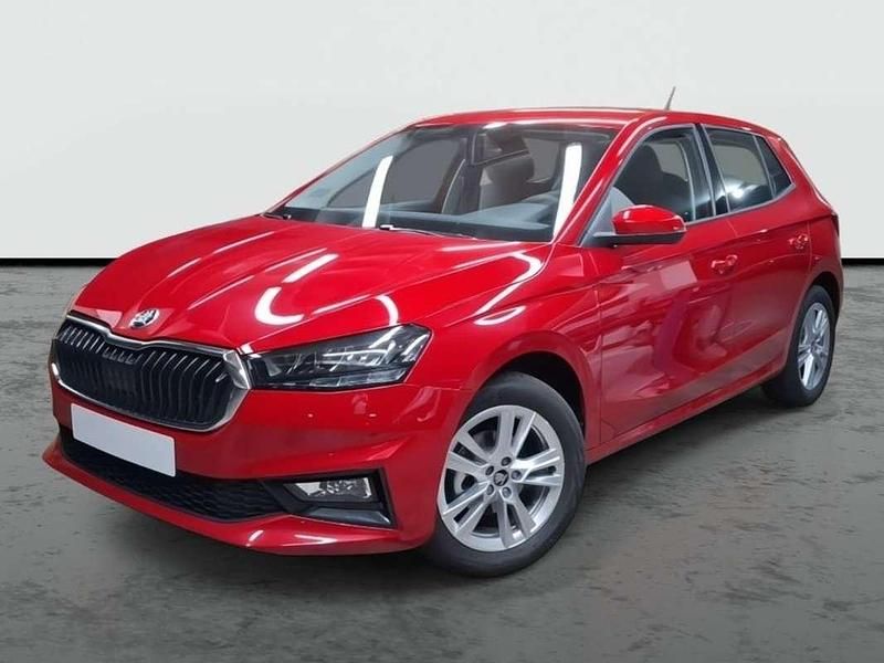 Rojo Nuevo 2025 Skoda Fabia Selection Berlina | 17.290 € (Buen precio) - Imagen 1/4