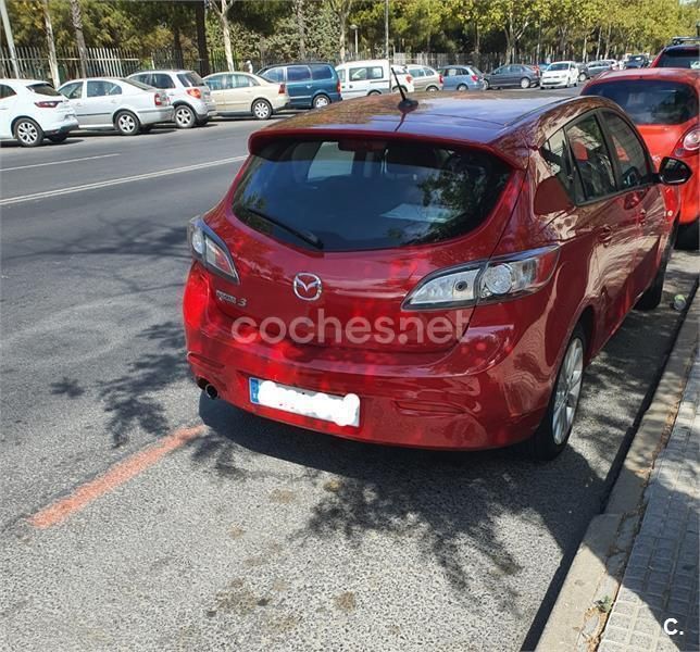 Usado Mazda 3 Luxury 151 CV (111 kW) 2010 Rojo Berlina