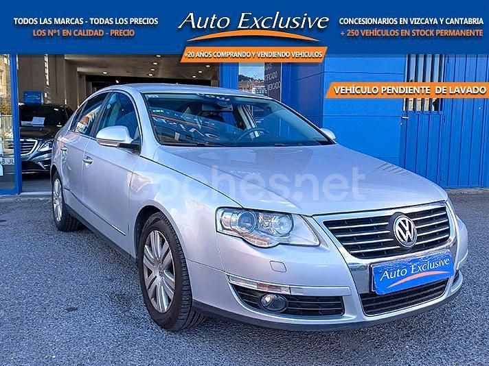 Gris / plata Usado 2010 VW Passat Highline Berlina | 5990 € (Precio justo) - Imagen 1/4