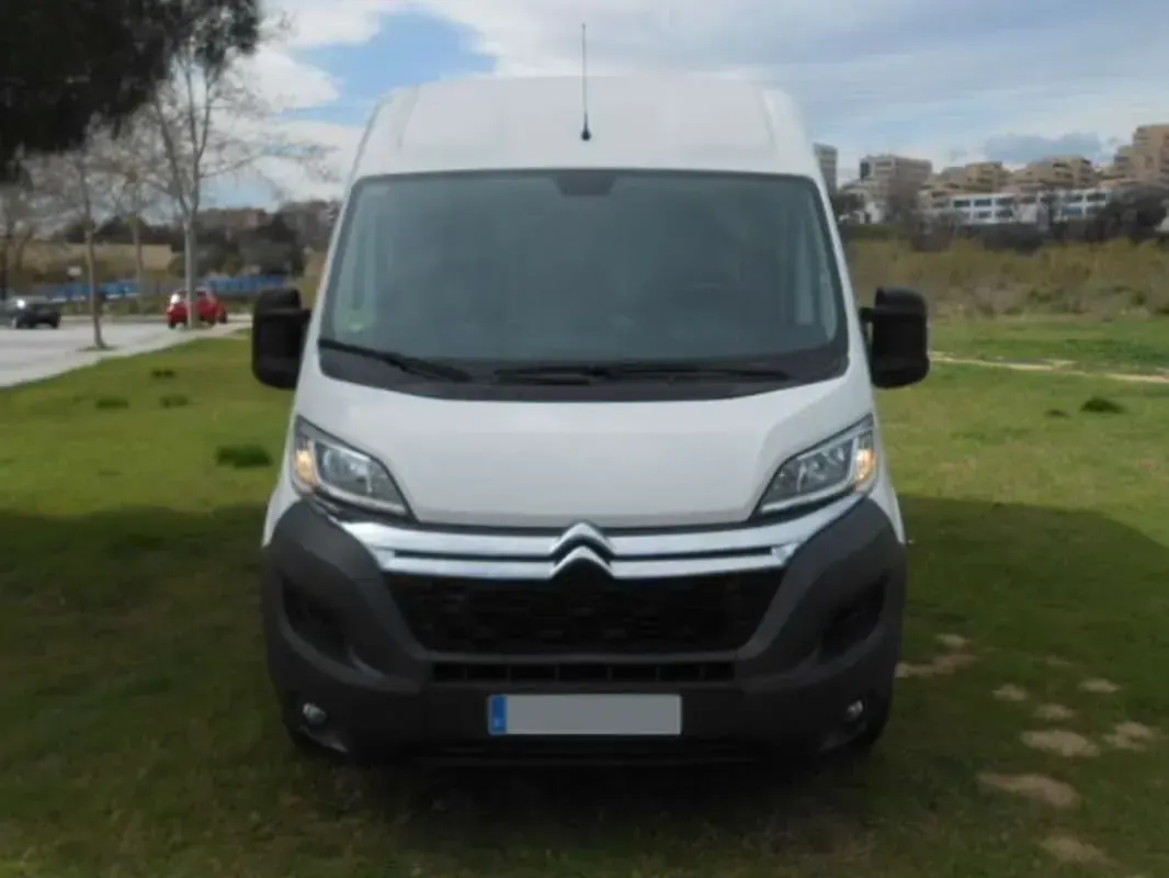 Usado Citroën Jumper 110 CV (80 kW) 2018 Blanco Monovolumen