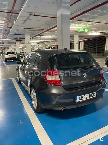 Usado BMW 116 115 CV (84 kW) 2005 Gris / plata Utilitario