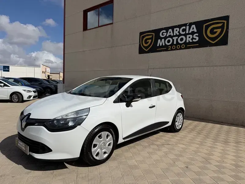 Usado Renault Clio IV Business 90 CV (66 kW) 2016 Blanco Berlina