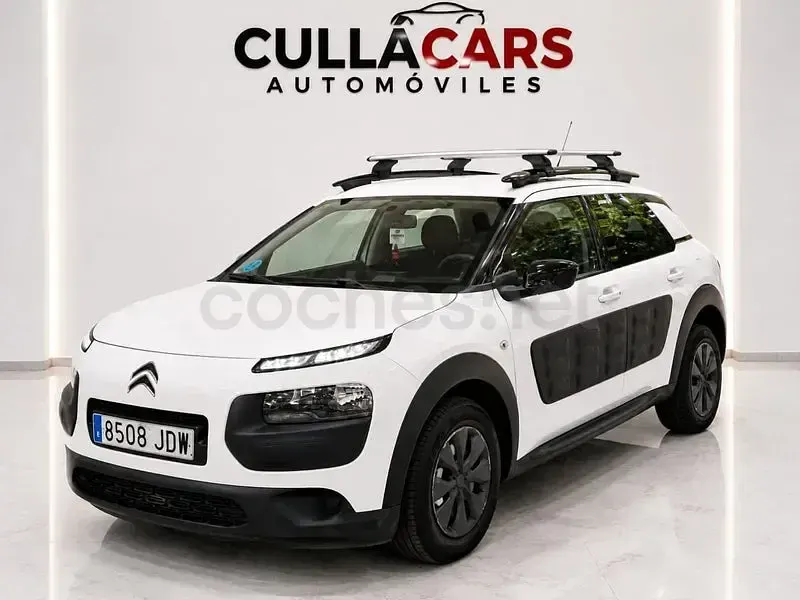 Usado Citroën C4 Cactus Live 100 CV (73 kW) 2015 Blanco Utilitario