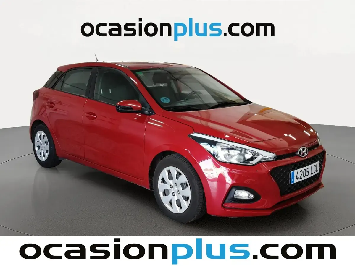 Usado Hyundai i20 75 CV (55 kW) 2019 Rojo Utilitario