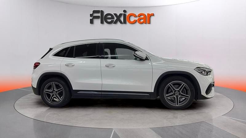 Usado Mercedes GLA200 150 CV (110 kW) 2024 Blanco SUV