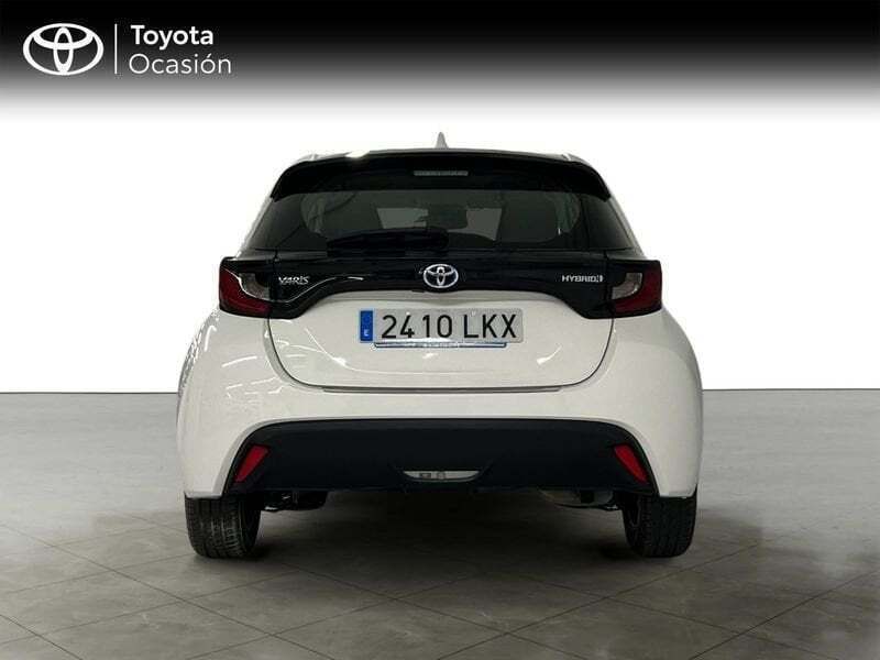 Usado Toyota Yaris Business Edition 116 CV (85 kW) 2020 Blanco