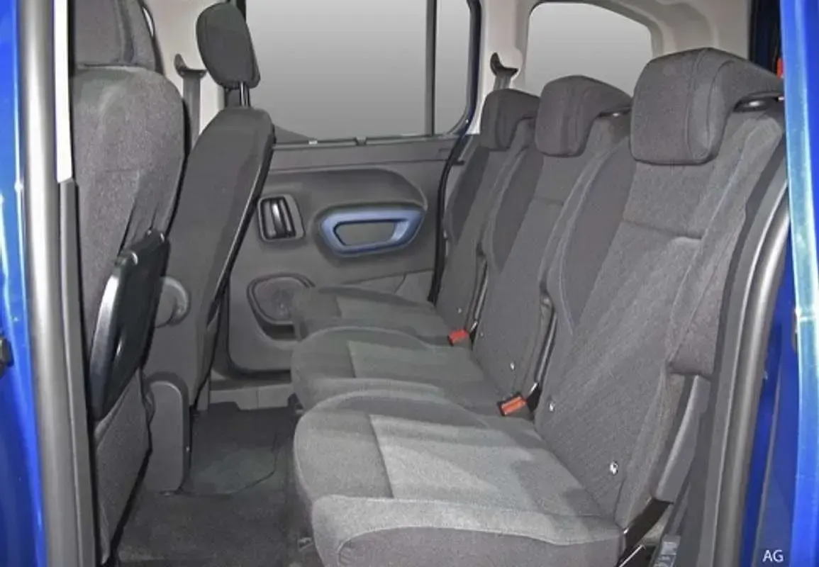 Usado Peugeot Rifter Business-Line 102 CV (75 kW) 2022 Blanco Monovolumen