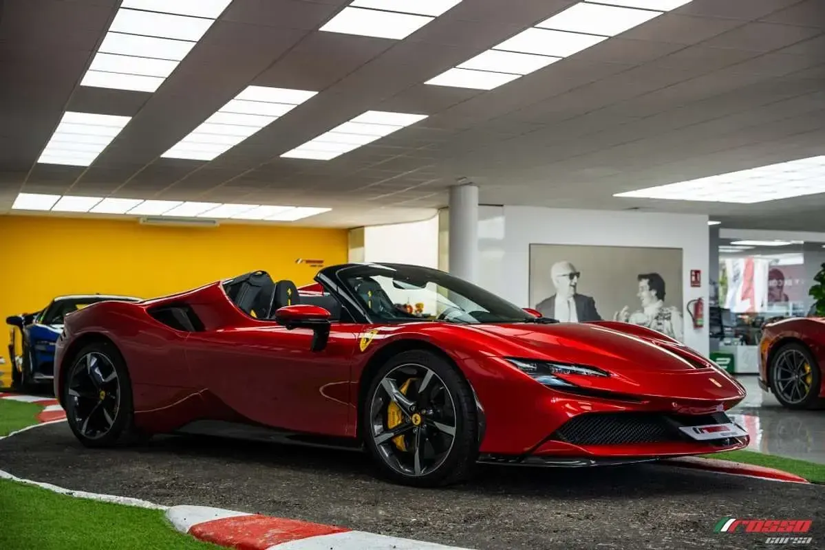 Nuevo Ferrari SF90 1001 CV (736 kW) 2025 Rojo Descapotable