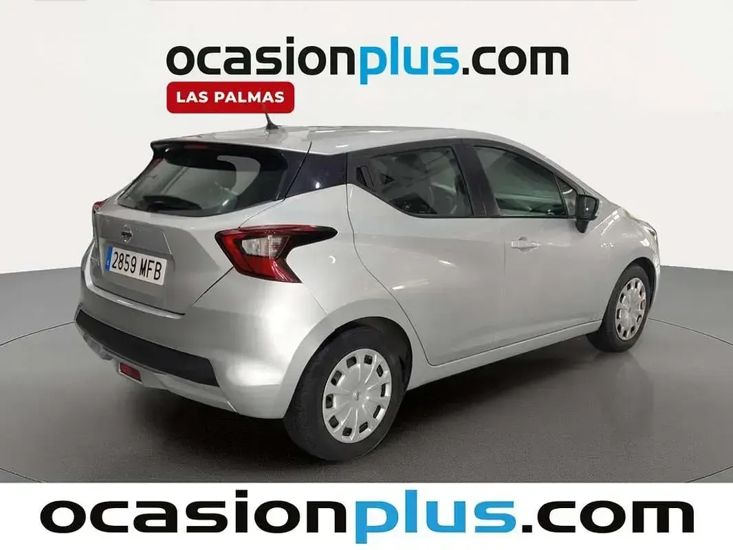 Usado Nissan Micra Acenta 92 CV (67 kW) 2023 Gris Utilitario