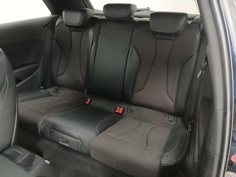 Usado Audi A3 Sportback Comfort 150 CV (110 kW) 2018 Negro Utilitario