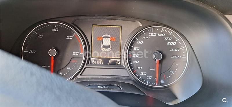 Usado Seat Leon I-Tech 105 CV (77 kW) 2015 Rojo Berlina