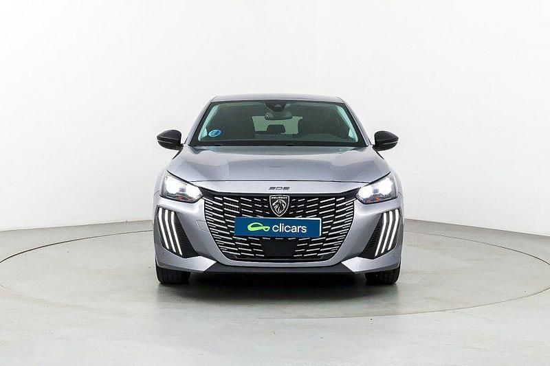 Usado Peugeot 208 Allure 101 CV (74 kW) 2025 Gris Utilitario