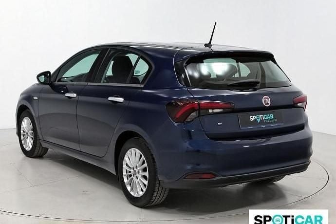 Usado Fiat Tipo Life 101 CV (74 kW) 2021