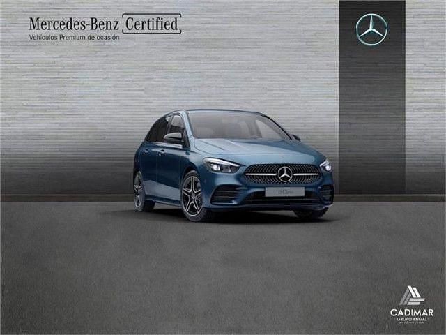 Usado Mercedes B250e AMG line 218 CV (160 kW) 2022 Azul denim Monovolumen