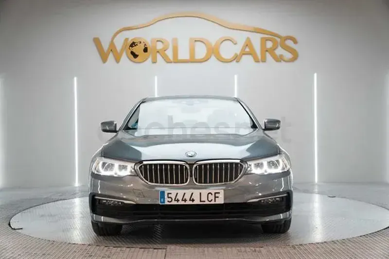 Usado BMW 530e iPerformance 252 CV (185 kW) 2019 Gris / plata Berlina
