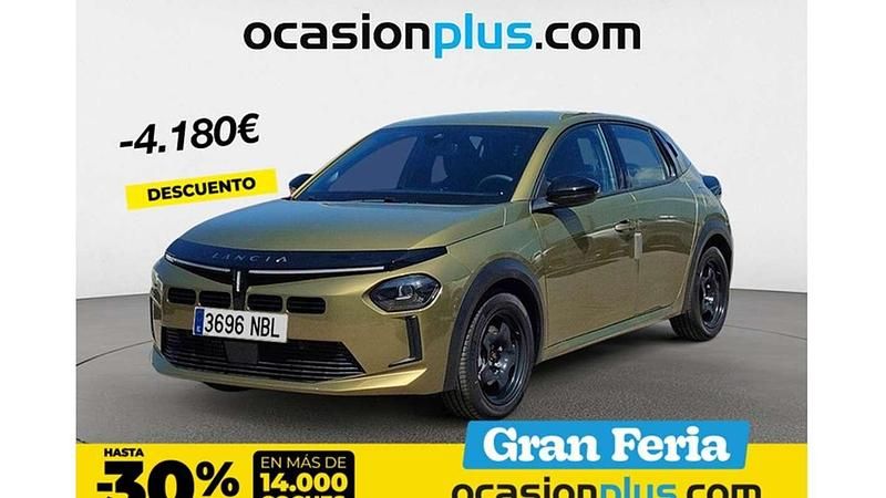 Amarillo Nuevo 2025 Lancia Ypsilon Utilitario | 19.103 € (Precio justo) - Imagen 1/4