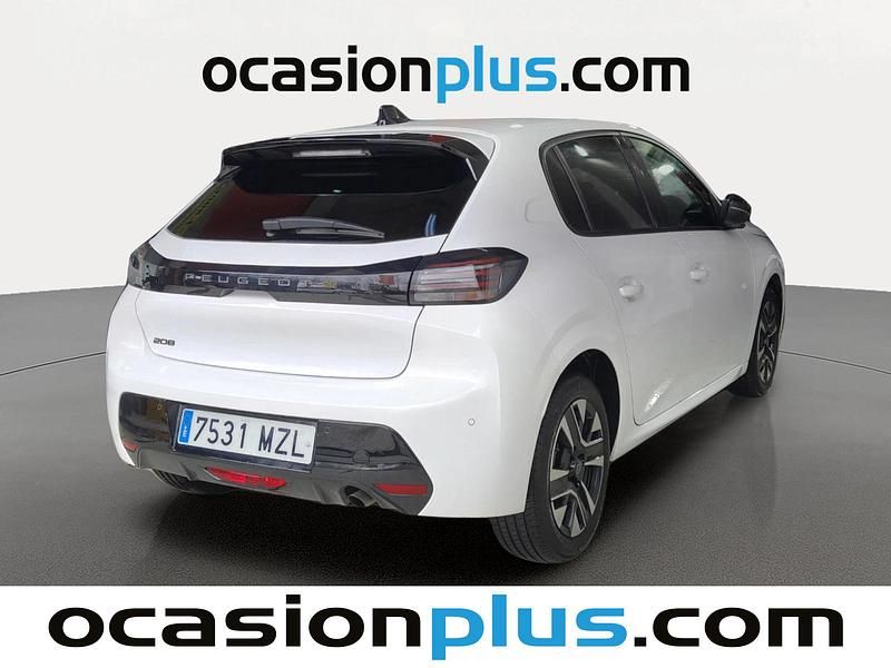 Usado Peugeot 208 Allure 100 CV (73 kW) 2025 Blanco Utilitario
