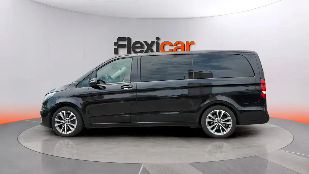 Usado Mercedes V220 163 CV (119 kW) 2020 Negro Monovolumen