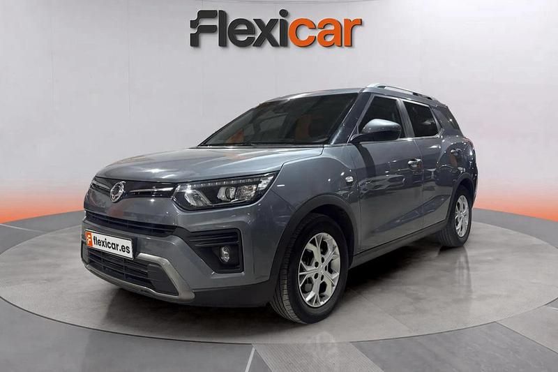 Usado Ssangyong (KGM) Tivoli 163 CV (119 kW) 2023 Gris SUV