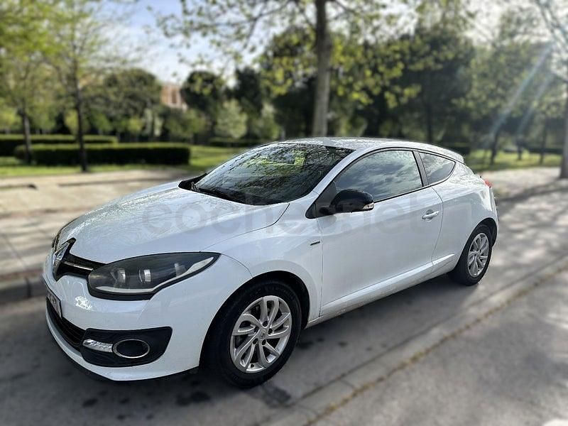 Usado Renault Mégane LIMITED 110 CV (80 kW) 2014 Blanco Coupe