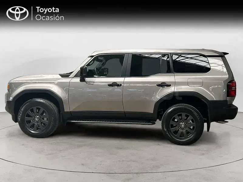 Usado Toyota Land Cruiser 204 CV (150 kW) 2025 Marrón SUV