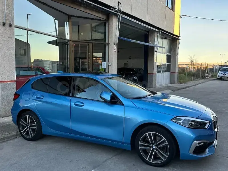 Usado BMW 120 Comfort Edition 190 CV (139 kW) 2019 Azul Utilitario