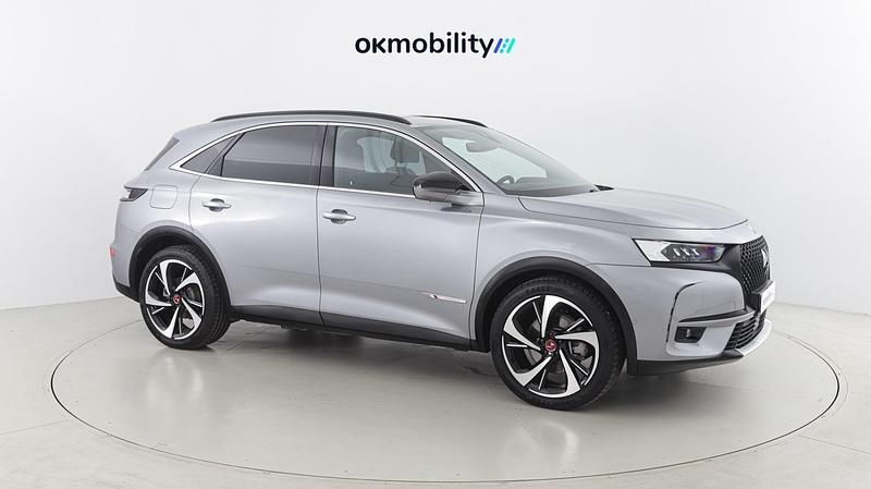 Usado DS Automobiles DS7 Crossback Performance Line Plus 300 CV (220 kW) 2021 Gris artense SUV