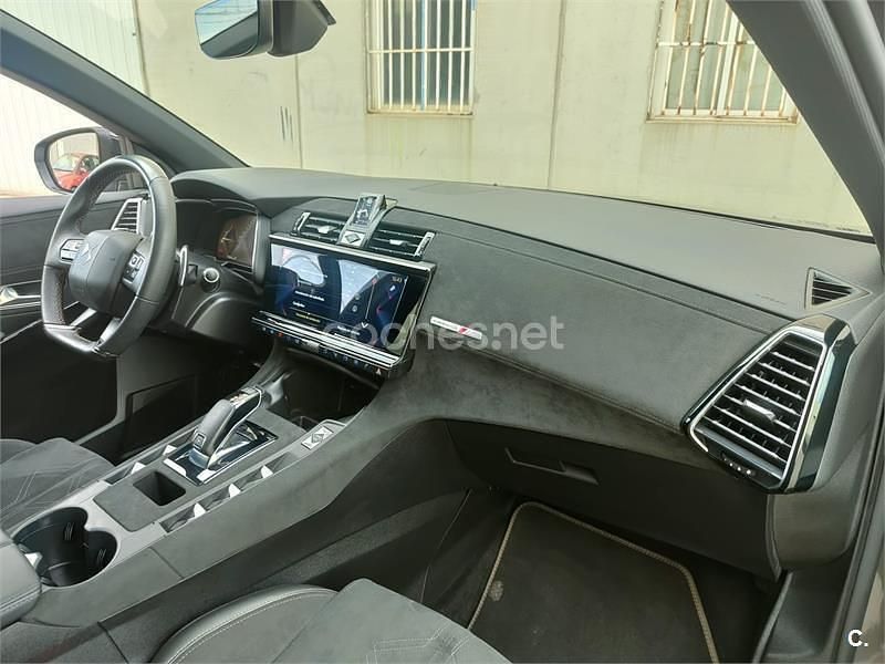 Gris / plata Usado 2022 DS Automobiles DS7 Crossback SUV | 26.500 € (Precio justo) - Imagen 1/4