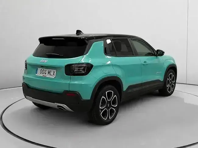 Usado Jeep Avenger Summit 100 CV (73 kW) 2023 Azul SUV