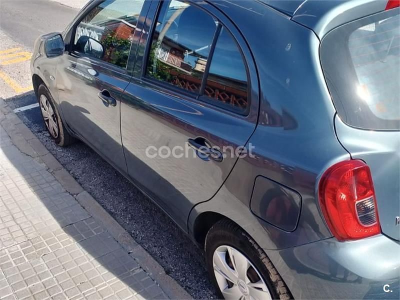 Usado Nissan Micra Visia 80 CV (58 kW) 2017 Gris / plata Utilitario