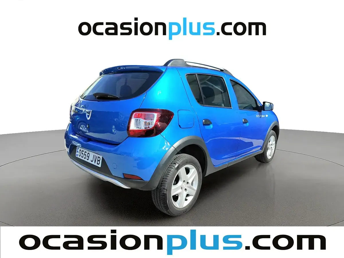 Usado Dacia Sandero Stepway 90 CV (66 kW) 2016 Azul Utilitario