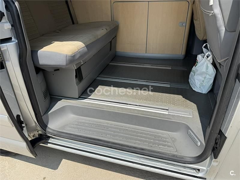 Usado VW California Trendline 174 CV (127 kW) 2008 Gris / plata Van