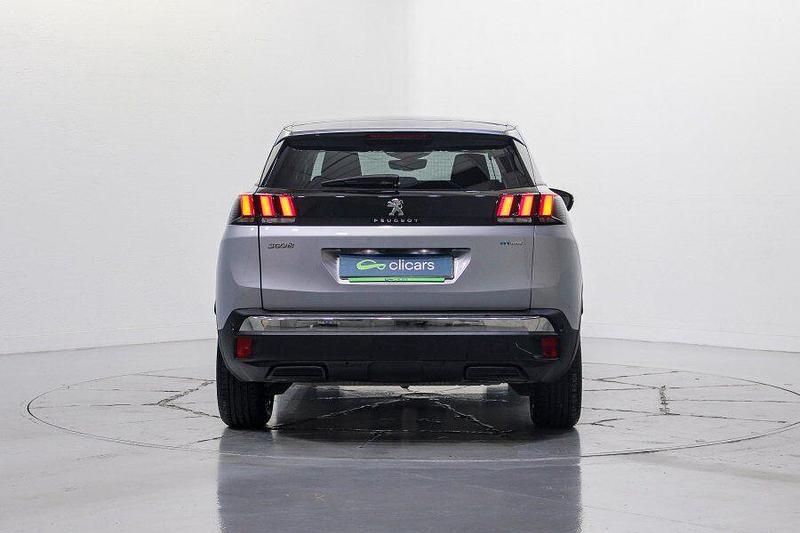Usado Peugeot 3008 Allure 225 CV (165 kW) 2020 Gris SUV