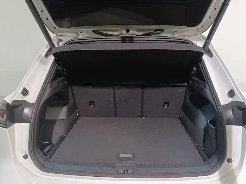Usado VW Tiguan R-line 150 CV (110 kW) 2024 SUV