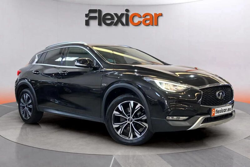 Negro Usado 2018 Infiniti QX30 Premium SUV | 16.490 € - Imagen 1/4