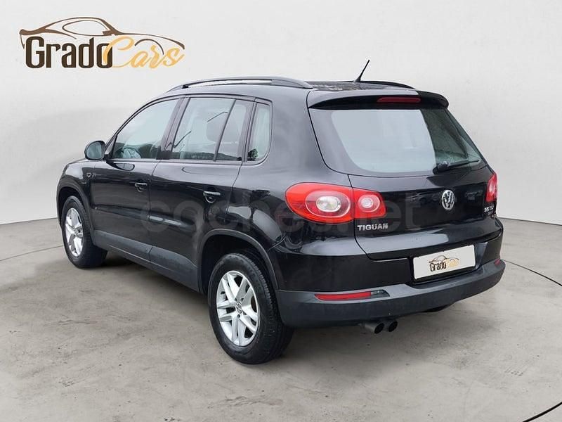 Usado VW Tiguan Advance 140 HP (102 kW) 2011 Preto SUV