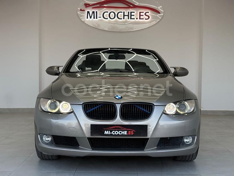 Usado BMW 320 Luxury Line 170 CV (125 kW) 2007 Gris / plata Coupe