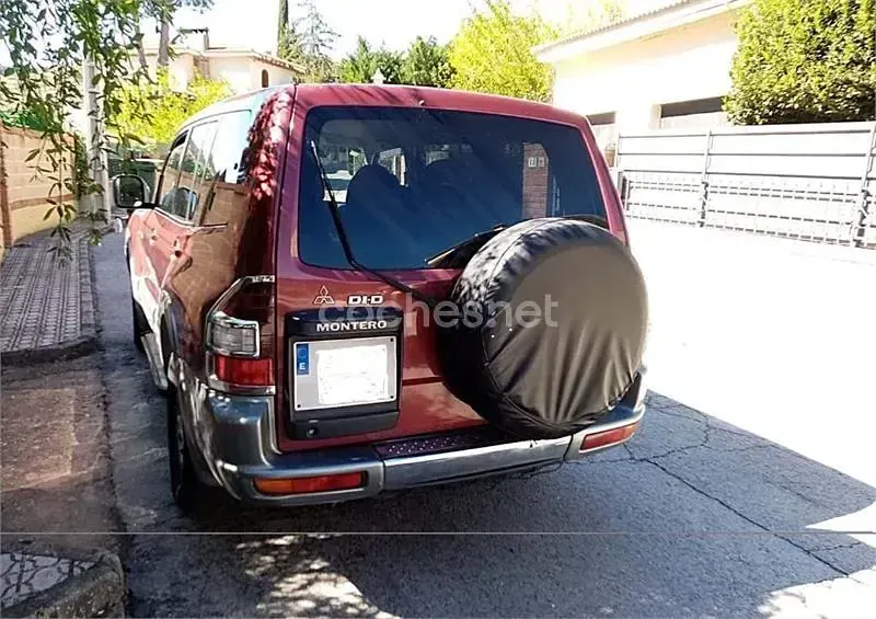 Usado Mitsubishi Montero 165 CV (121 kW) 2002 Granate SUV