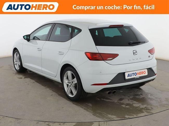 Usado Seat Leon FR 125 CV (91 kW) 2018 Blanco Berlina