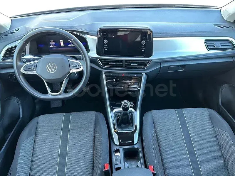 Usado VW T-Roc Life 150 CV (110 kW) 2024 Azul SUV