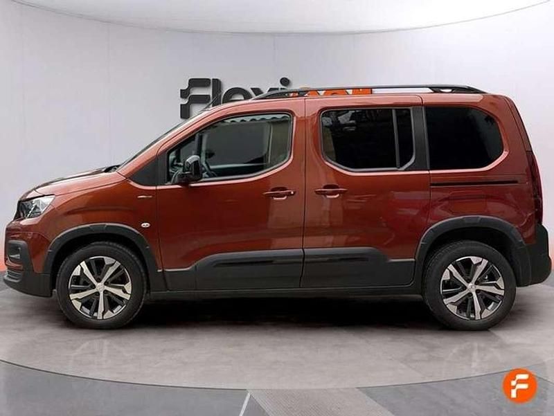 Usado Peugeot Rifter GT-line 131 CV (96 kW) 2020 Marrón Monovolumen