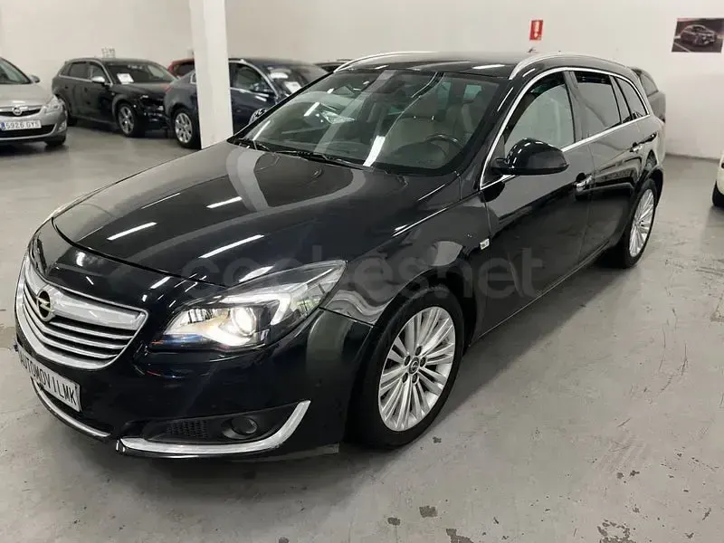 Usado Opel Insignia Excellence 170 CV (125 kW) 2015 Negro Familiar
