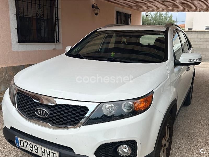 Blanco Usado 2011 Kia Sorento SUV | 9100 € (Precio justo) - Imagen 1/4